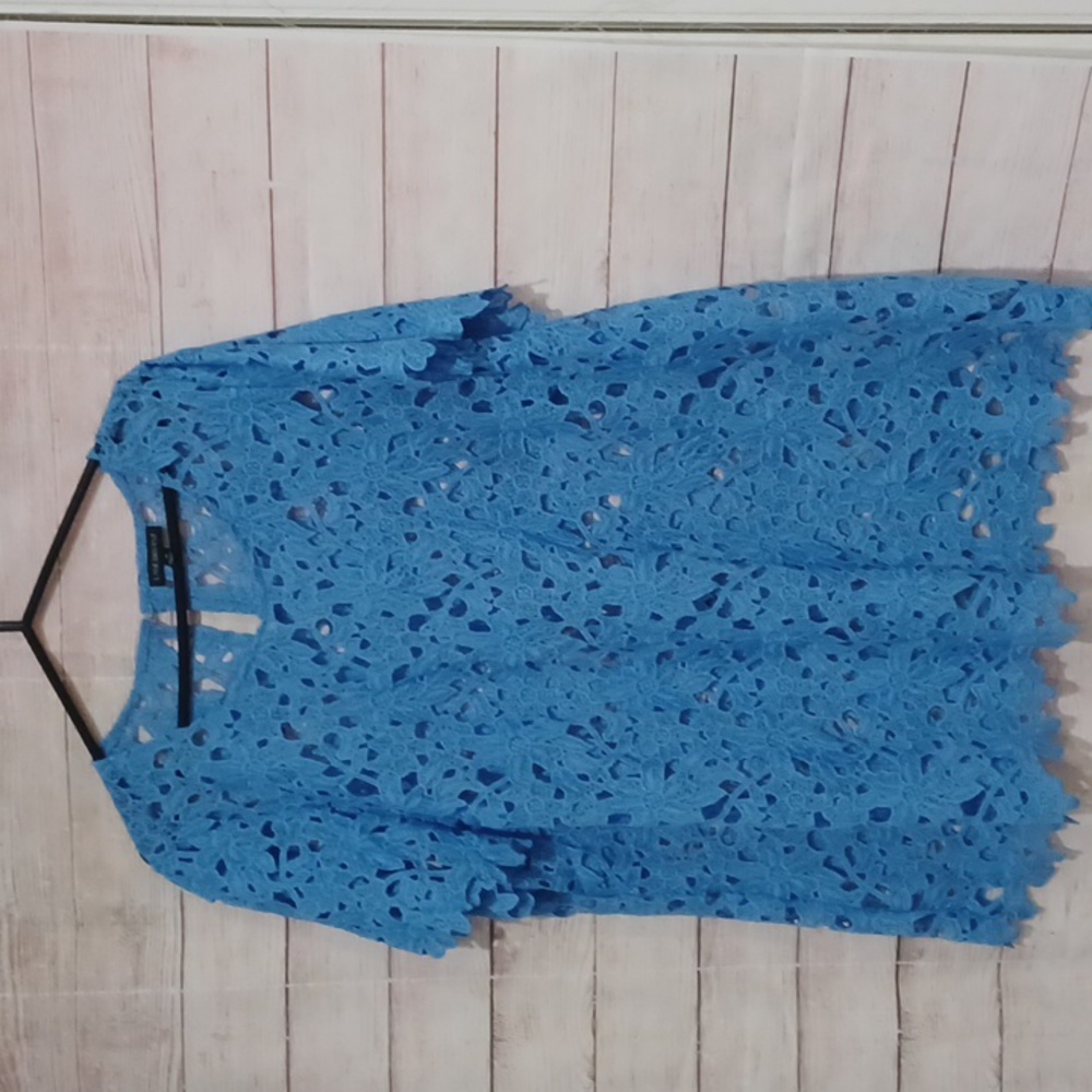 Lane Bryant size 18 blue lace shell